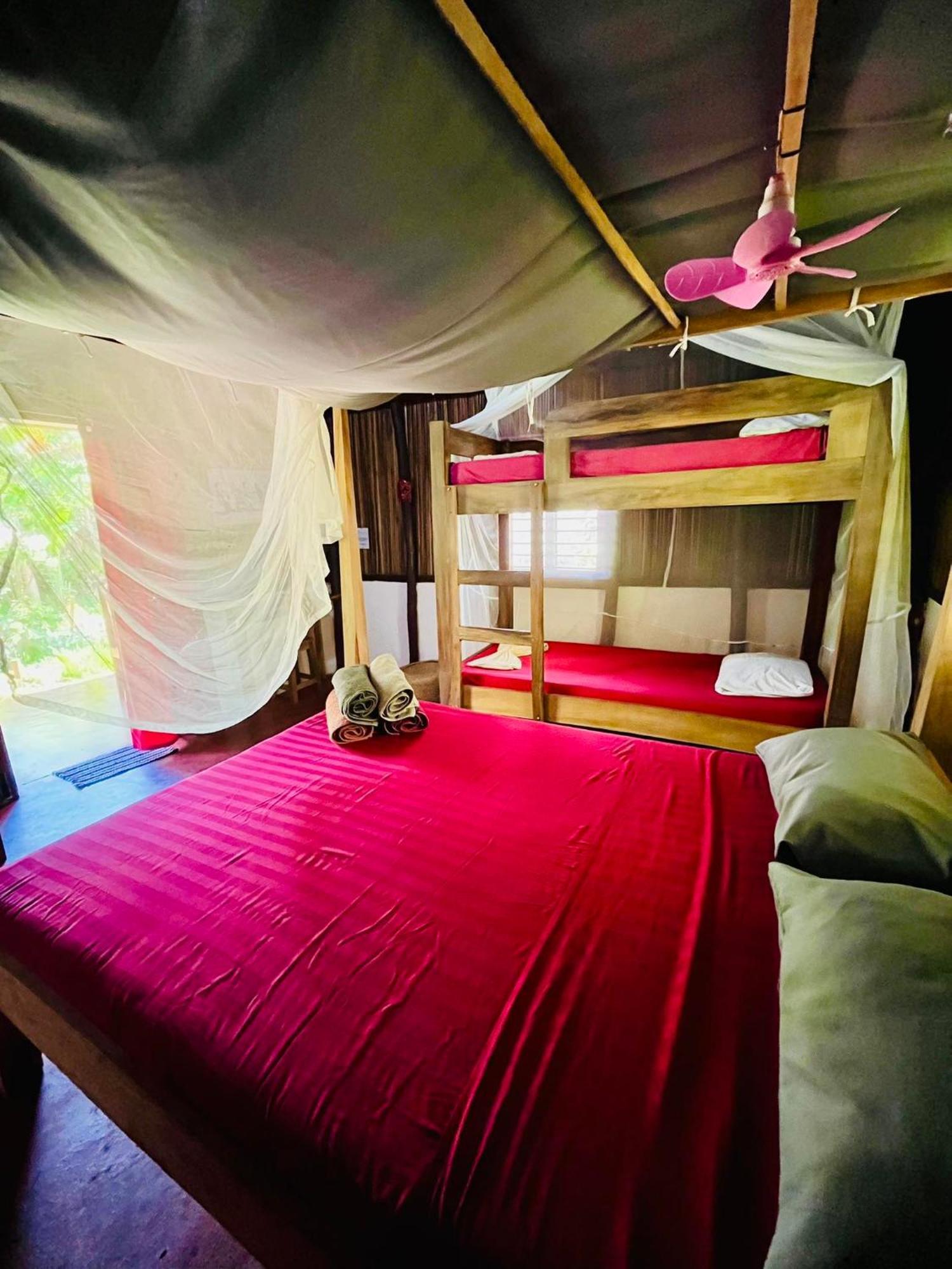Tamarin Lodge Ampangorinana Zewnętrze zdjęcie